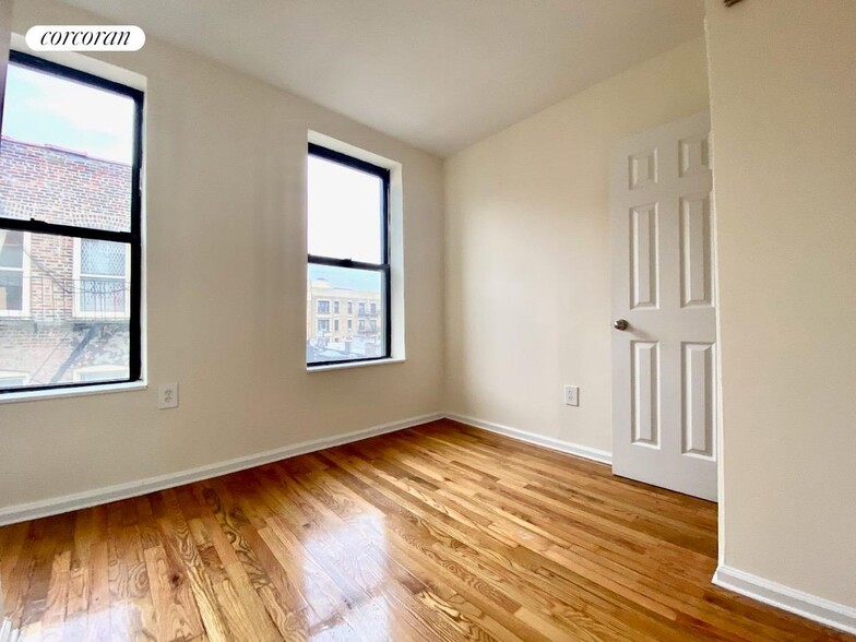 Building Photo - 541 W 142nd St
