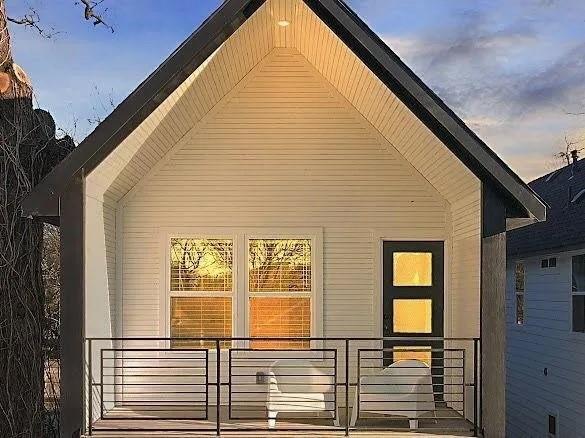 Building Photo - 2610 Birmingham Ave