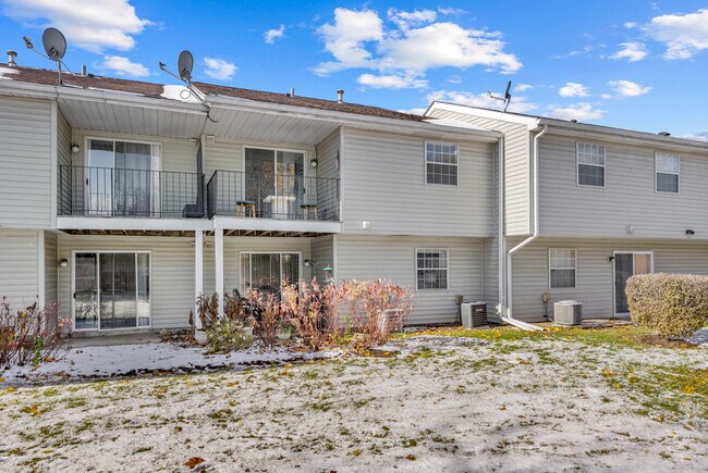 Building Photo - 86 Gant Cir