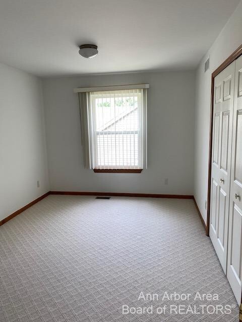 Building Photo - 3144 Dunwoodie Rd