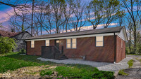 Building Photo - 3925 N Drexel Ave