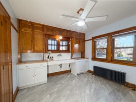 Bright updated kitchen - 5411 W National Ave
