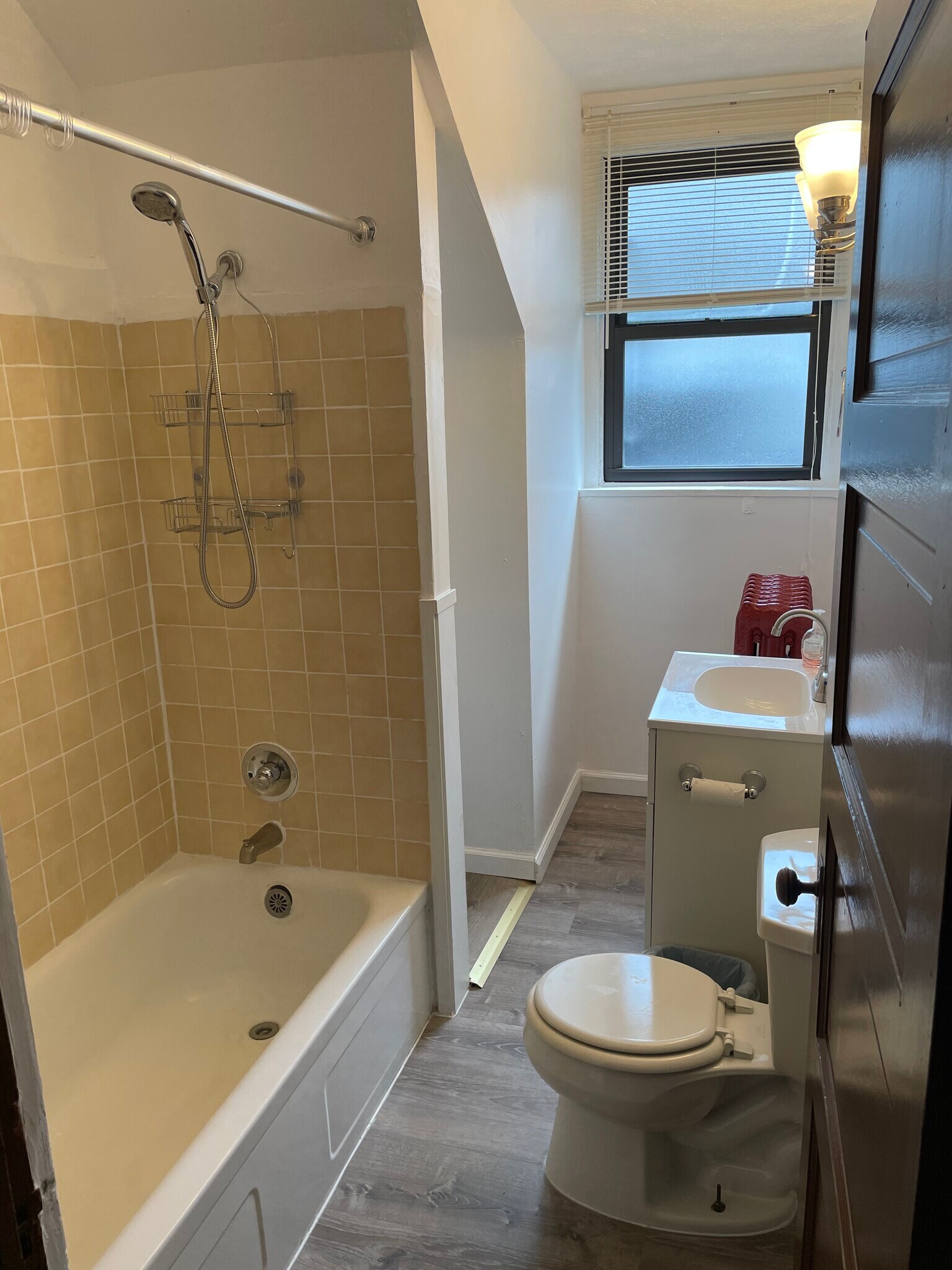 Bathroom - 341 S Aiken Ave