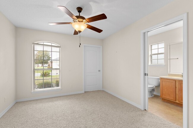 Building Photo - Spacious 4-Bedroom Home – Tanglewood!