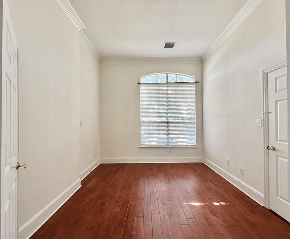 Building Photo - 17712 River Chase Dr