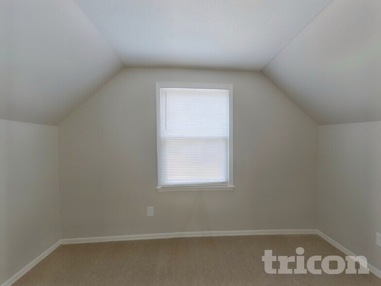 Building Photo - 9033 Trailhead Ct