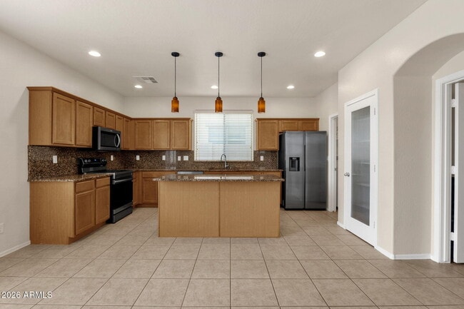 Building Photo - 3074 S Southwind Dr
