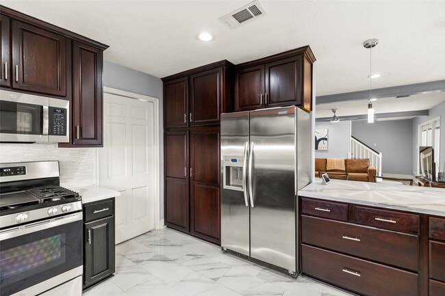 Building Photo - 12423 Honeywood Trail