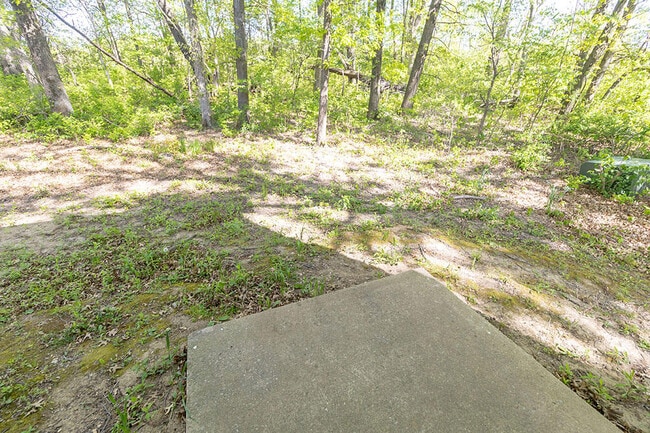 Building Photo - 430 NE Park Ln