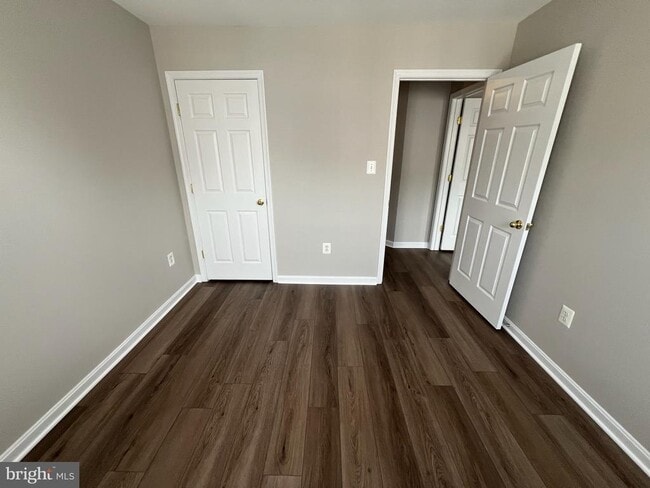 Building Photo - 18023 Calabar Dr