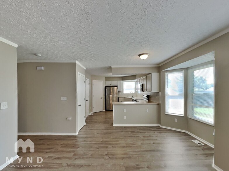Building Photo - 3019 Old Warson Dr