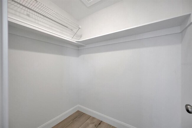 Building Photo - 9819 Hernando Ct