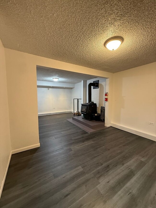 Building Photo - 2667 Scotch Pine Dr