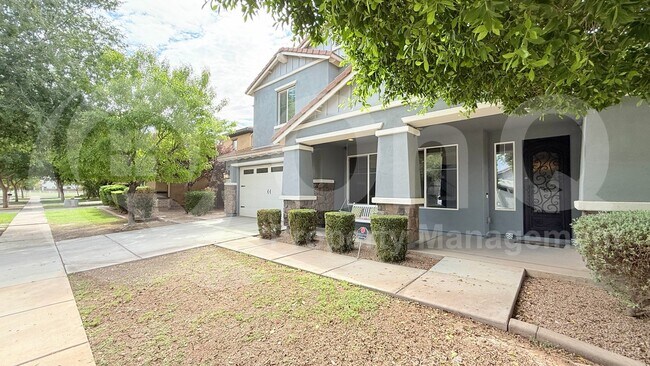 Building Photo - 3945 E Mesquite St