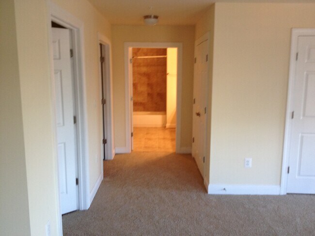 Building Photo - 21804 Westminster Pl