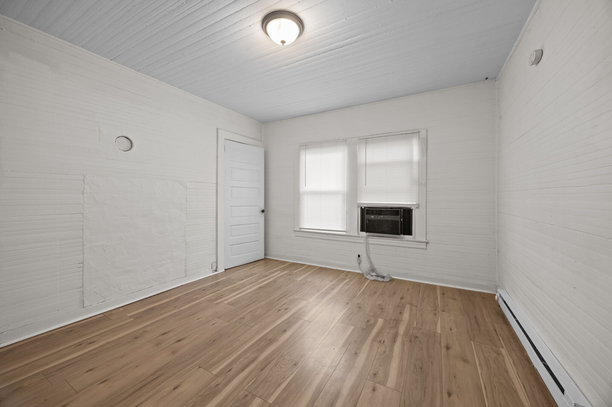 Bedroom - 313 Burton Ave