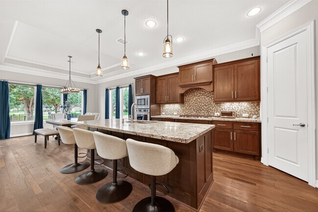 Building Photo - 32607 Wingfoot Cir
