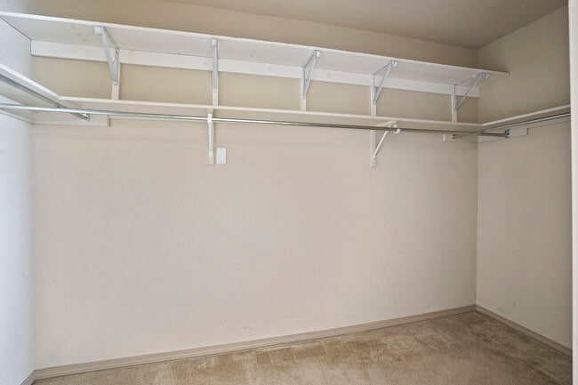 Building Photo - 12858 Hueco Hill Dr