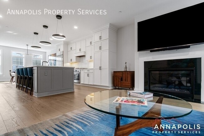 Building Photo - 285 West St