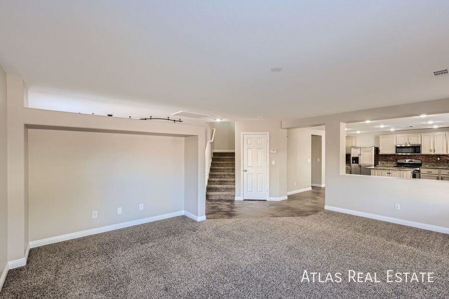 Building Photo - 8717 Apiary Wind St