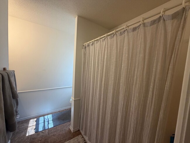 Building Photo - 3BED/2BATH/1 CAR GARAGE: AVAILABLE JUNE 15TH IN LISD!!