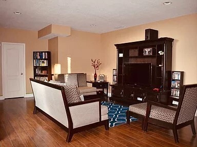 Building Photo - Gorgeous Home in a Serene Location