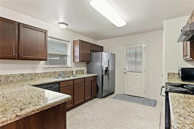 Building Photo - 4208 Sabine Ave