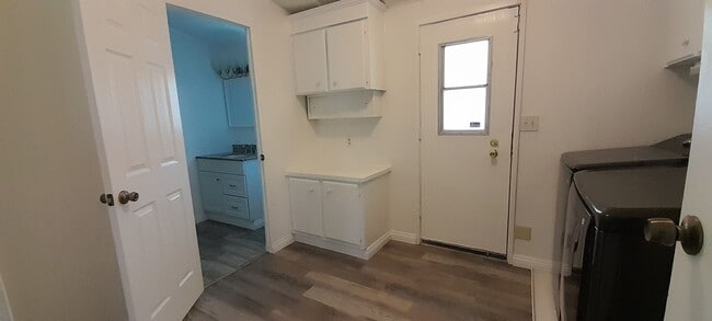 Building Photo - 3 Bedroom/2 Bath For Rent...$1700 Monthly Rent & $1700 Security Deposit Available NOW