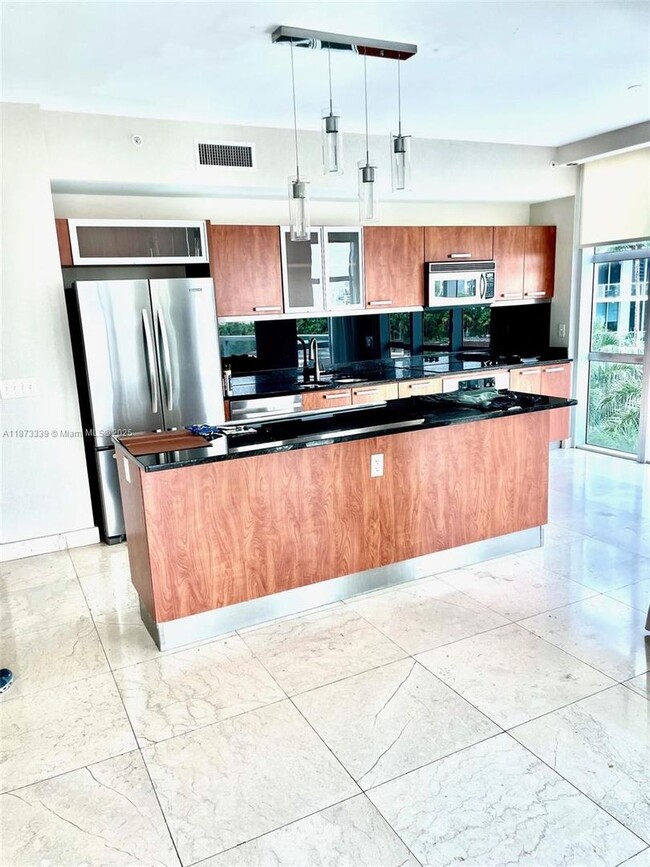 Primary Photo - 3131 NE 188th St