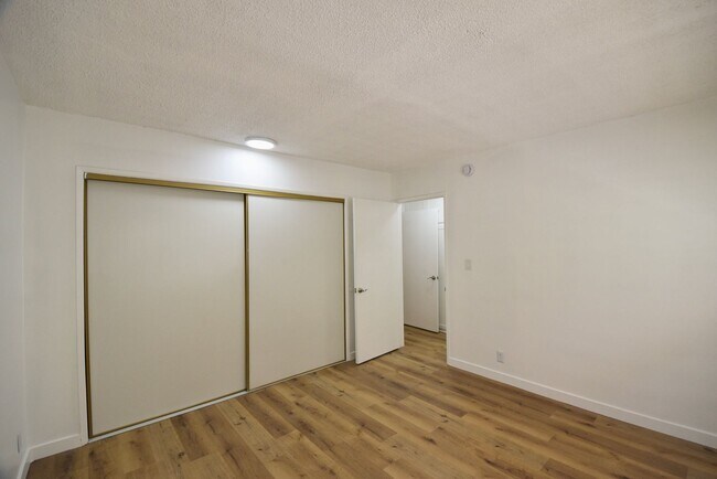 Building Photo - 11255 Camarillo St