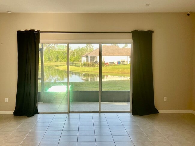 Building Photo - 10840 Peacock Landing Ct
