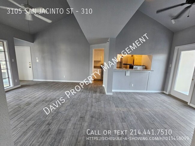 Building Photo - 3105 San Jacinto St