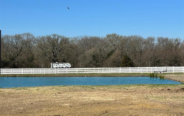 Building Photo - 483 Rs County Rd 1605