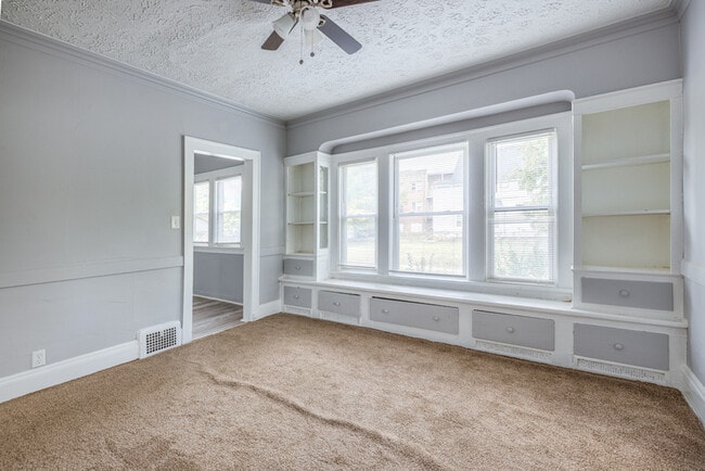 Building Photo - 438 E 152nd St