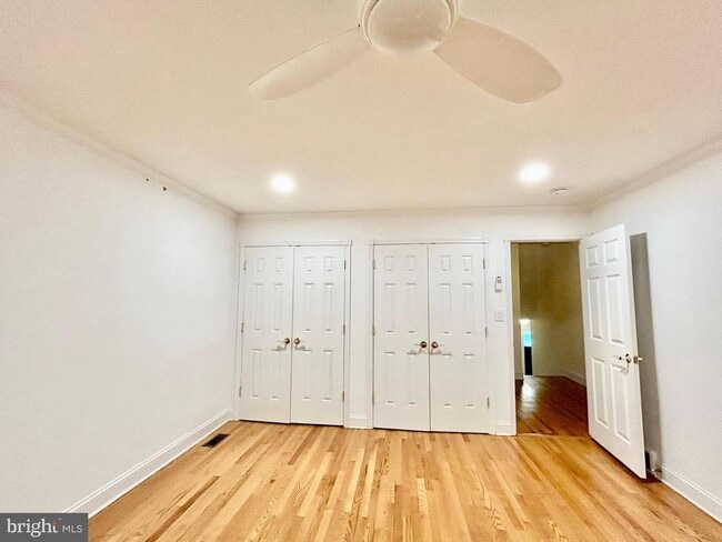 Building Photo - 328 Dodds Ln