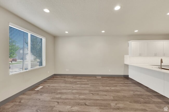 Building Photo - 12732 S 1630 W
