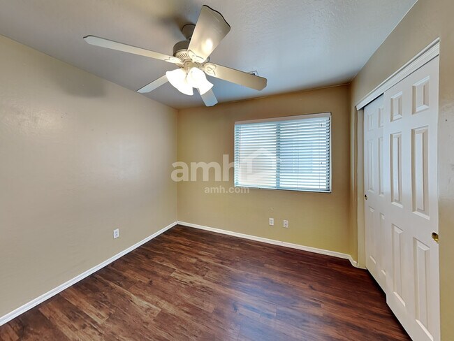 Building Photo - 2071 S 155th Dr