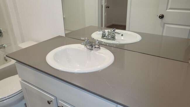 Building Photo - 9239 Navarro Vis