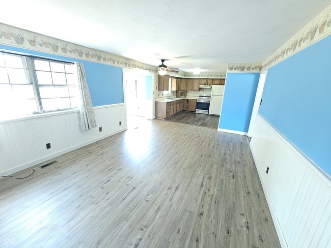 Building Photo - 844 Reda Rd