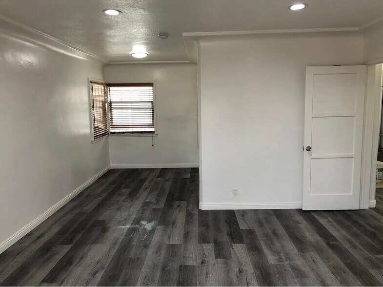 Building Photo - 1854 Garvey Ave