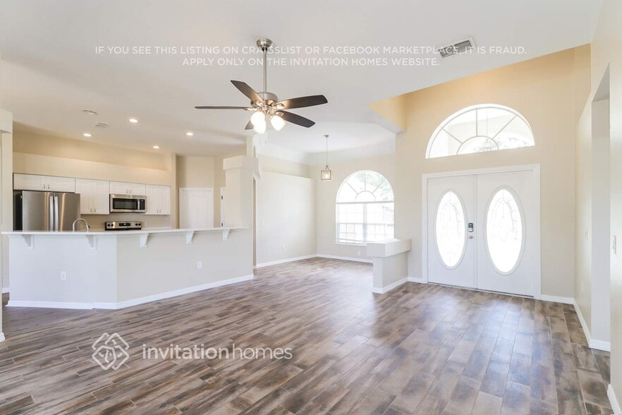 Building Photo - 4924 Canterbury Dr