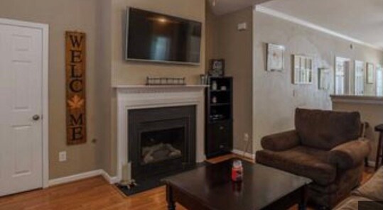 Building Photo - 216 Windsor Trace Dr