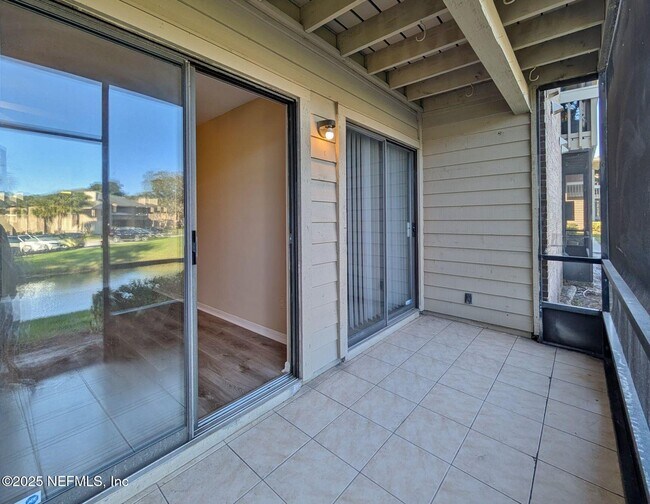 Building Photo - 10200 Belle Rive Blvd