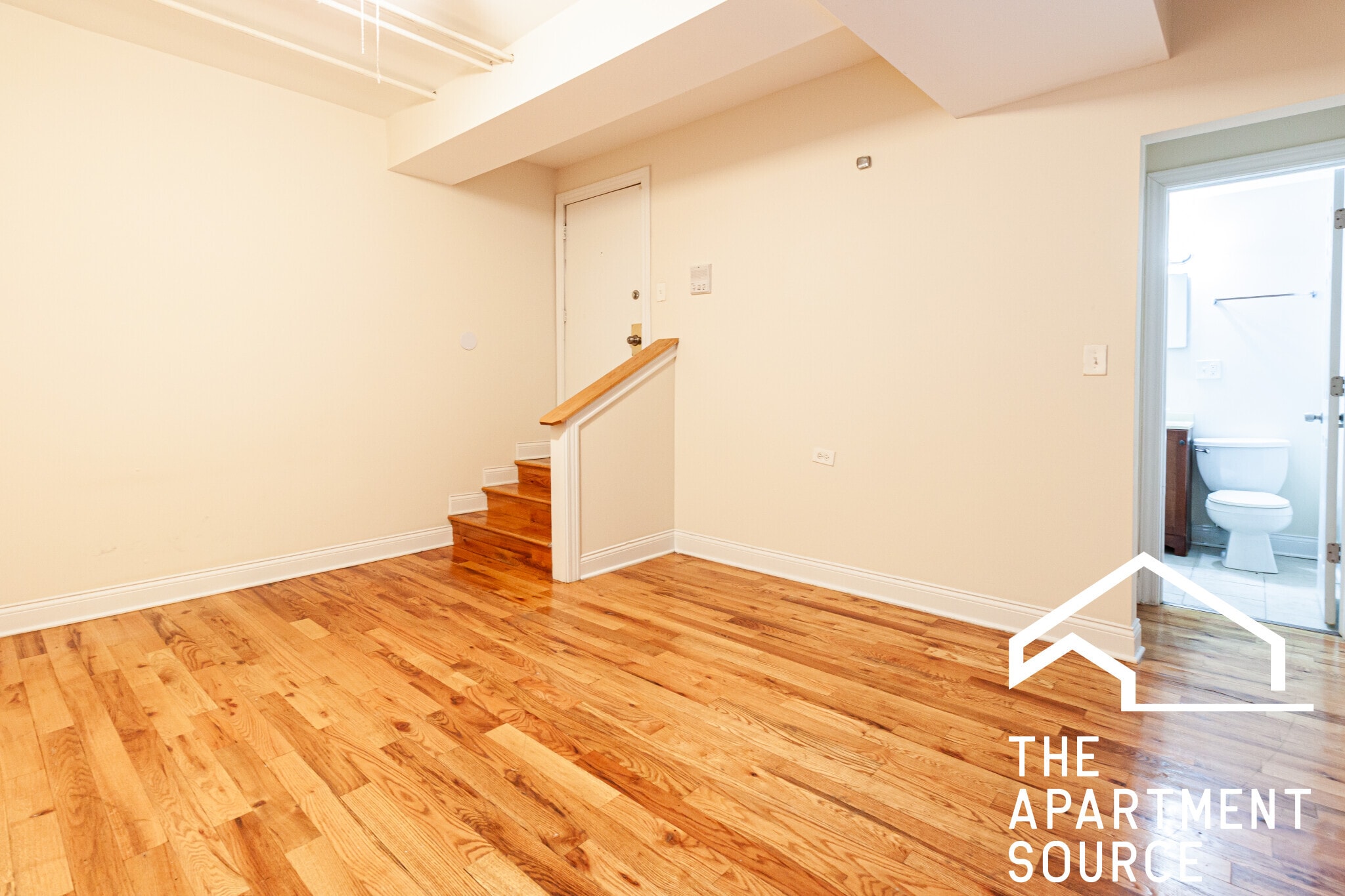 Building Photo - 2844 N Orchard St