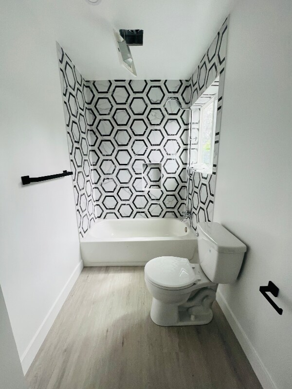 Building Photo - 2437 Cochran Ave