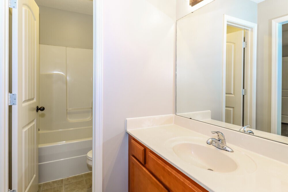 Building Photo - 1609 Sawmill Creek Ln