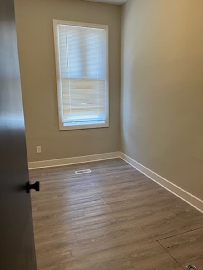 Building Photo - 1262 S Shelby St