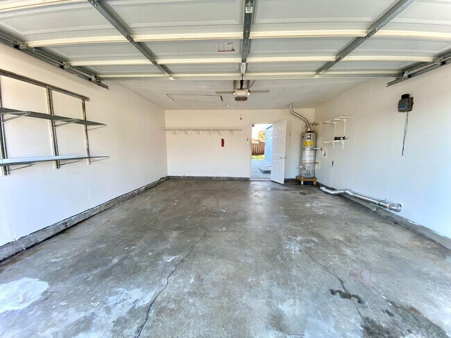 Building Photo - 5037 Morris Way