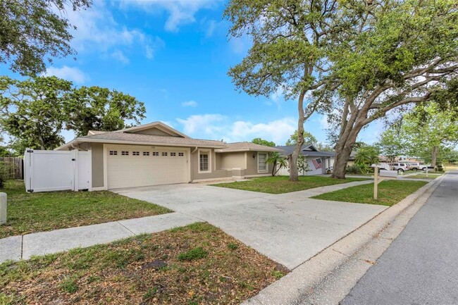 Building Photo - 105 Timberview Dr