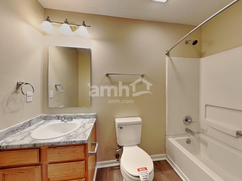 Building Photo - 1854 Wandflower Cir